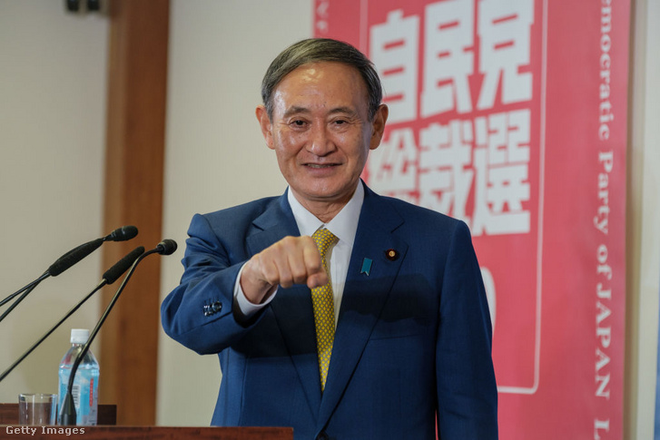 Yoshihide Suga, Japán miniszterelnöke
